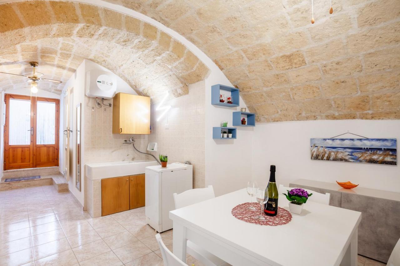 Monopoli Heartbeat - Apartment 200M From Sea Dış mekan fotoğraf